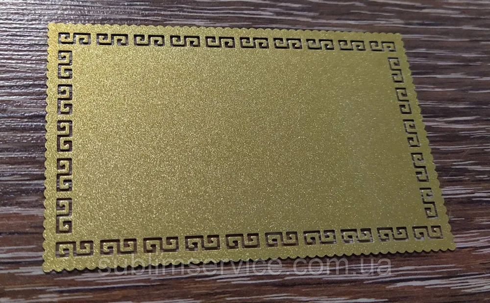Metal business card (Pearlescent gold, Roman ornament with wavy edging 86x54mm)